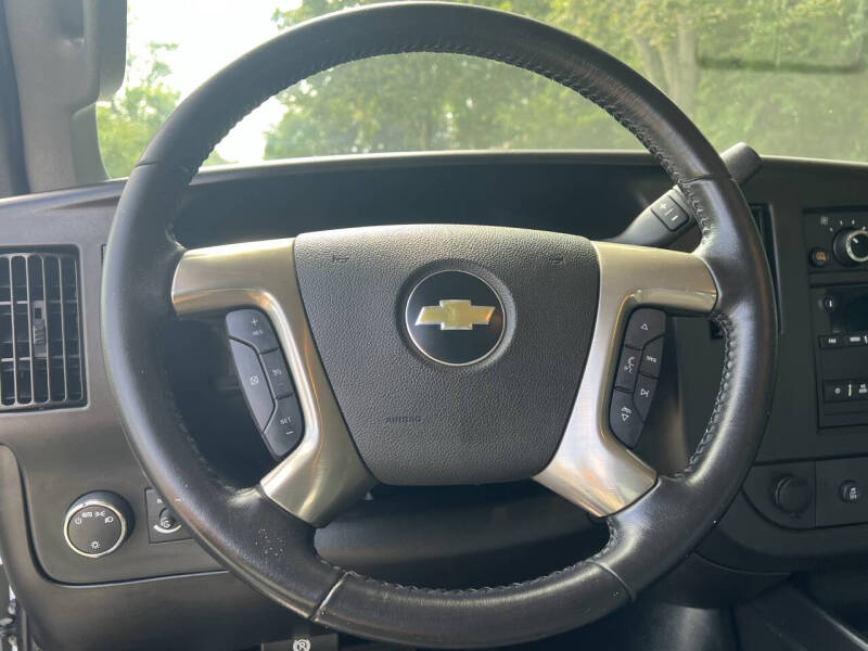 2019 Chevrolet Express 2500