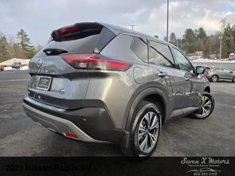 2021 Nissan Rogue SV