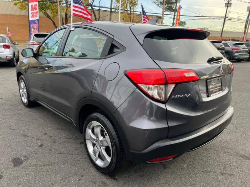 2021 Honda HR-V LX