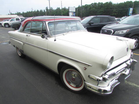 1954 Ford Skyliner