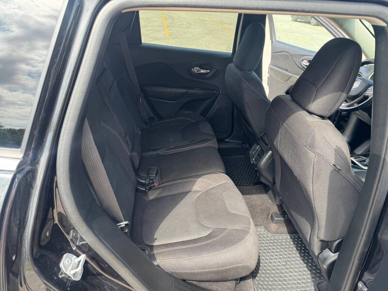 2016 Jeep Cherokee Latitude Altitude