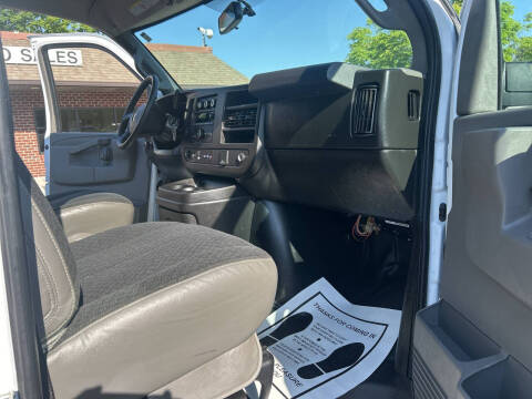 2021 GMC Savana 2500