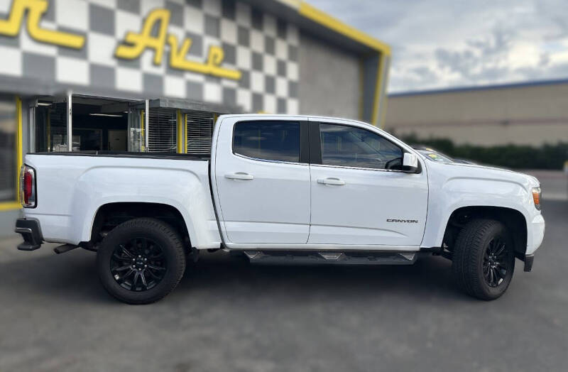 2020 GMC Canyon SLE