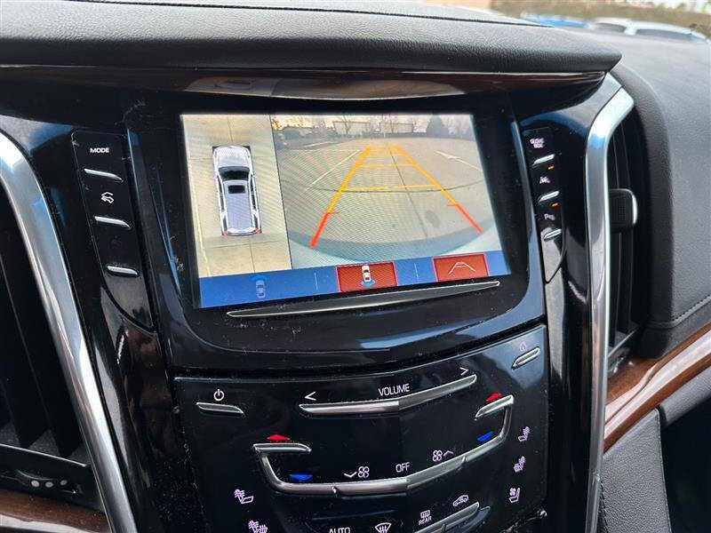 2017 Cadillac Escalade ESV Premium Luxury