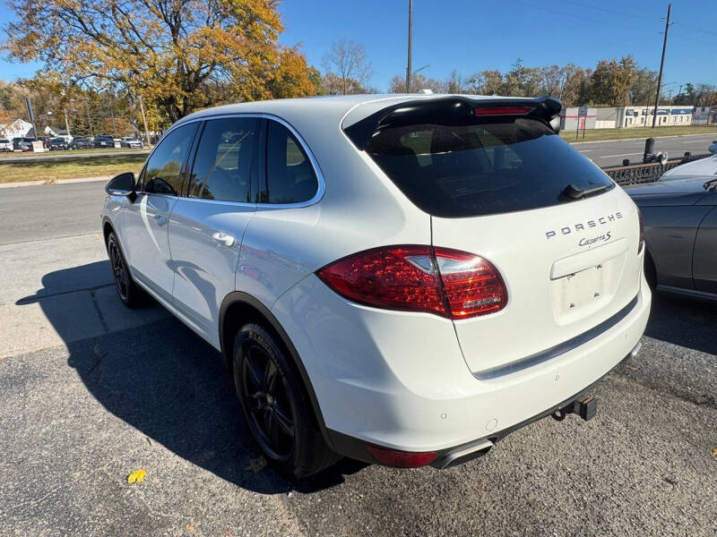 2012 Porsche Cayenne S