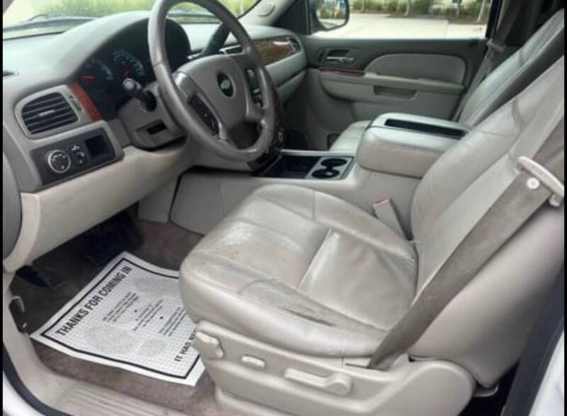 2012 Chevrolet Suburban LT