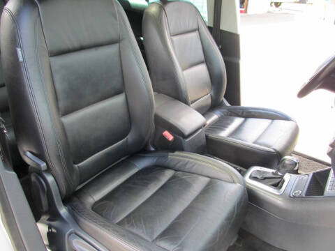 2011 Volkswagen Tiguan SEL 4Motion