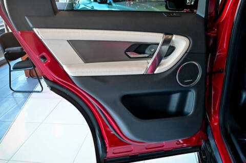 2022 Land Rover Discovery Sport P250 SE R-Dynamic