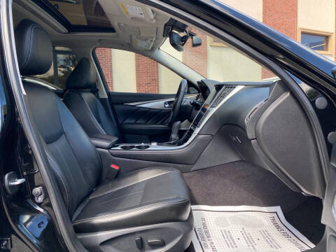 2022 Infiniti Q50 Luxe