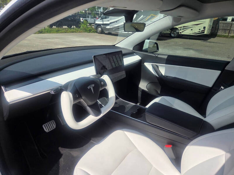 2021 Tesla Model Y Standard Range