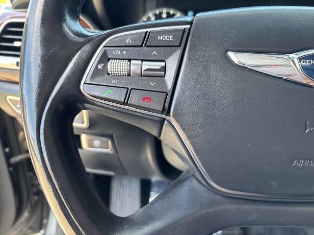 2018 Genesis G90