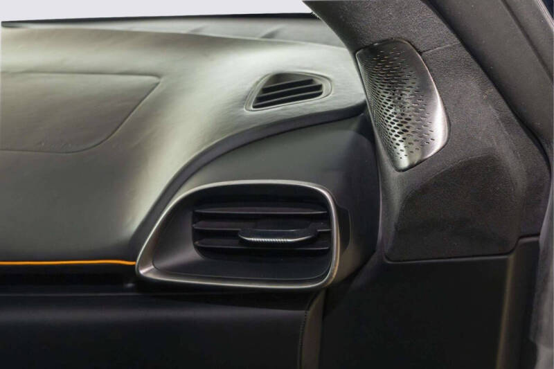 2023 McLaren Artura
