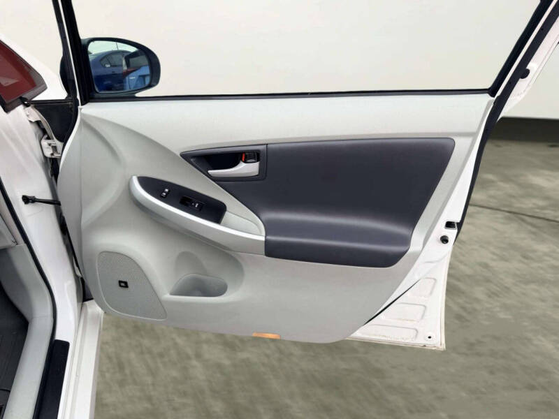 2010 Toyota Prius V