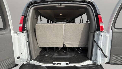 2023 Chevrolet Express LS 3500