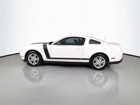 2011 Ford Mustang V6