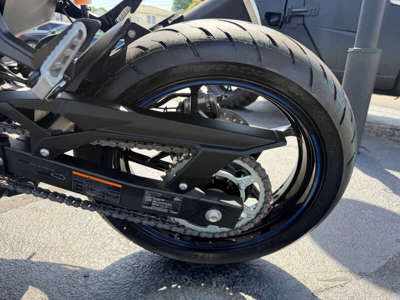 2025 Kawasaki Ninja 500 SE ABS