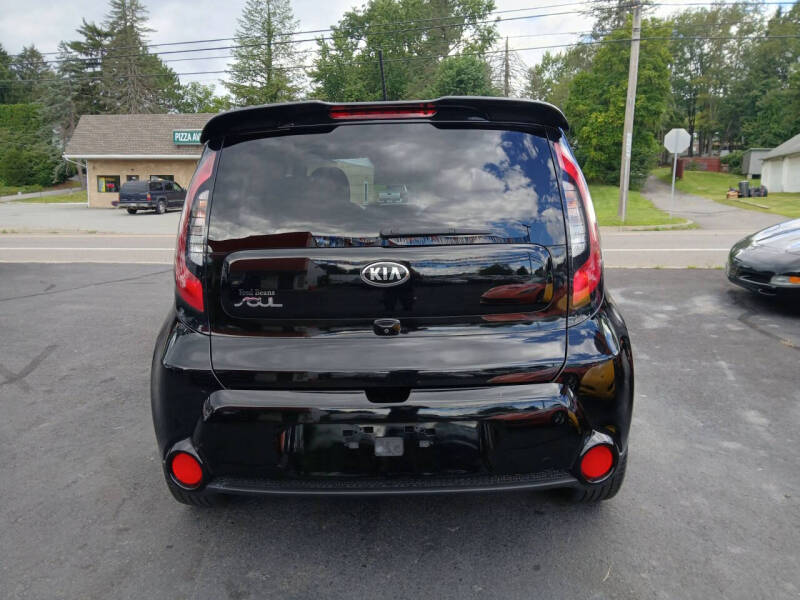 2016 Kia Soul +