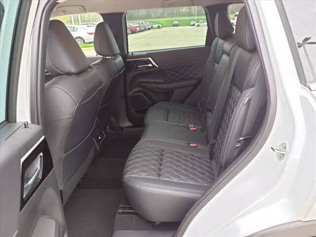 2022 Mitsubishi Outlander SEL