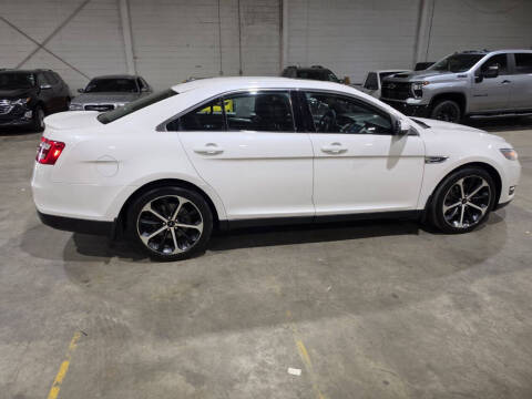 2016 Ford Taurus SEL
