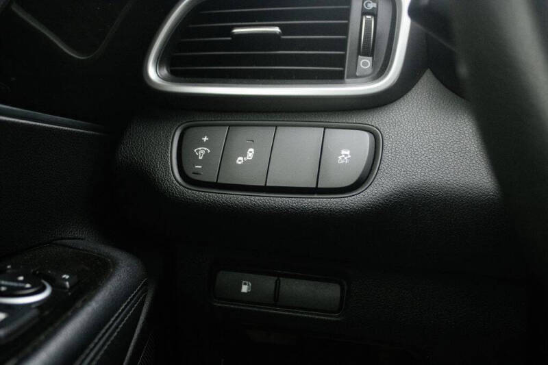 2019 Kia Sorento LX V6