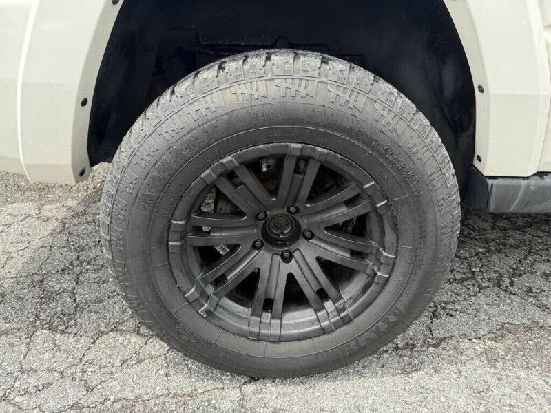 2010 Jeep Commander Sport