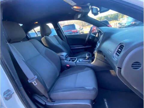 2017 Dodge Charger SXT