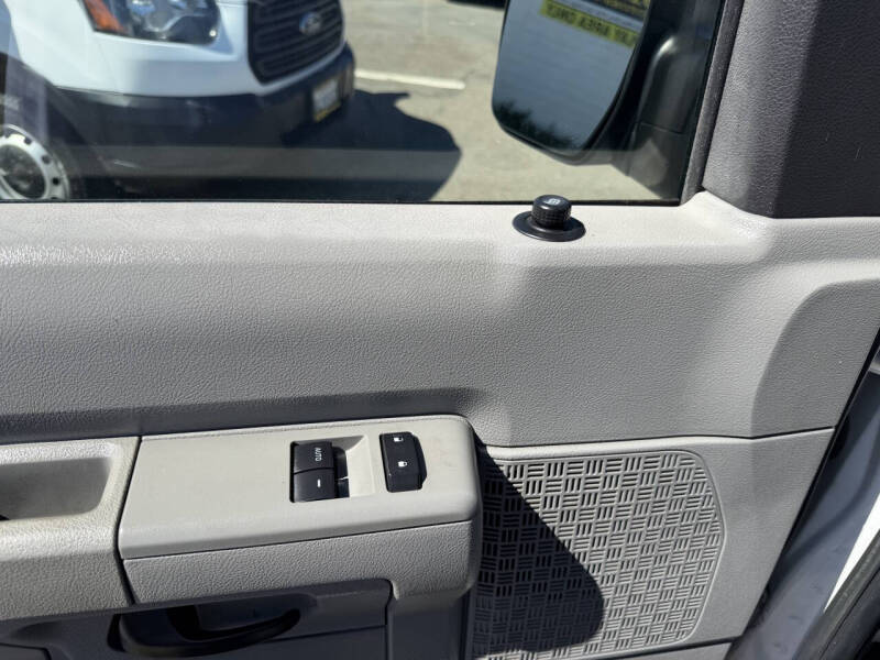 2013 Ford E-Series E-150