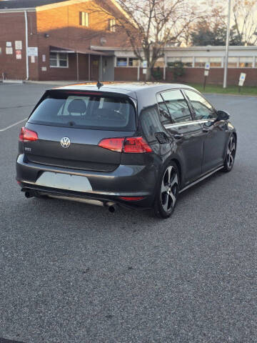2016 Volkswagen Golf GTI SE