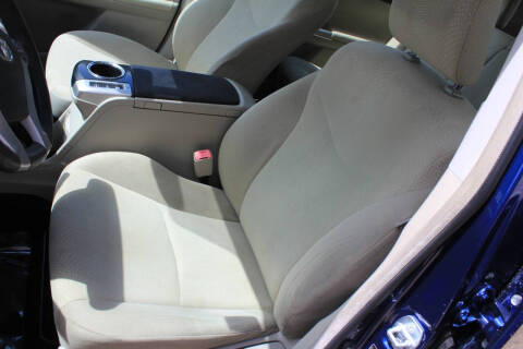 2012 Toyota Prius v Three
