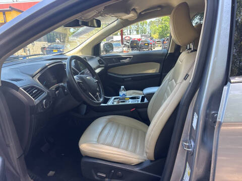 2022 Ford Edge SEL