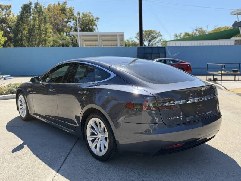 2017 Tesla Model S 90D