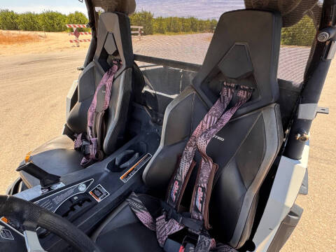 2013 Can-Am Commander