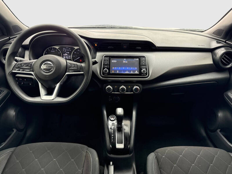 2020 Nissan Kicks S