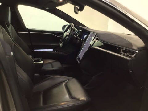 2015 Tesla Model S 85D