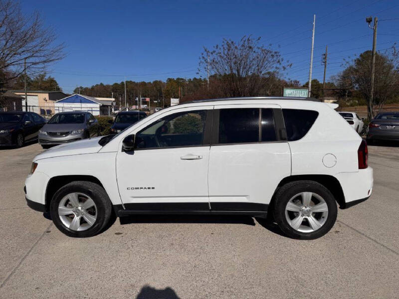 2015 Jeep Compass Sport photo 6