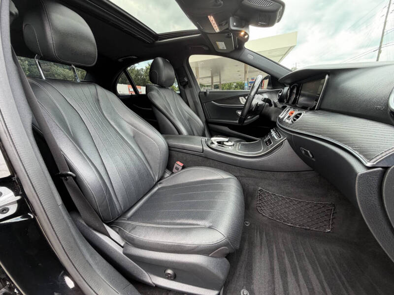 2019 Mercedes-Benz E-Class E 300