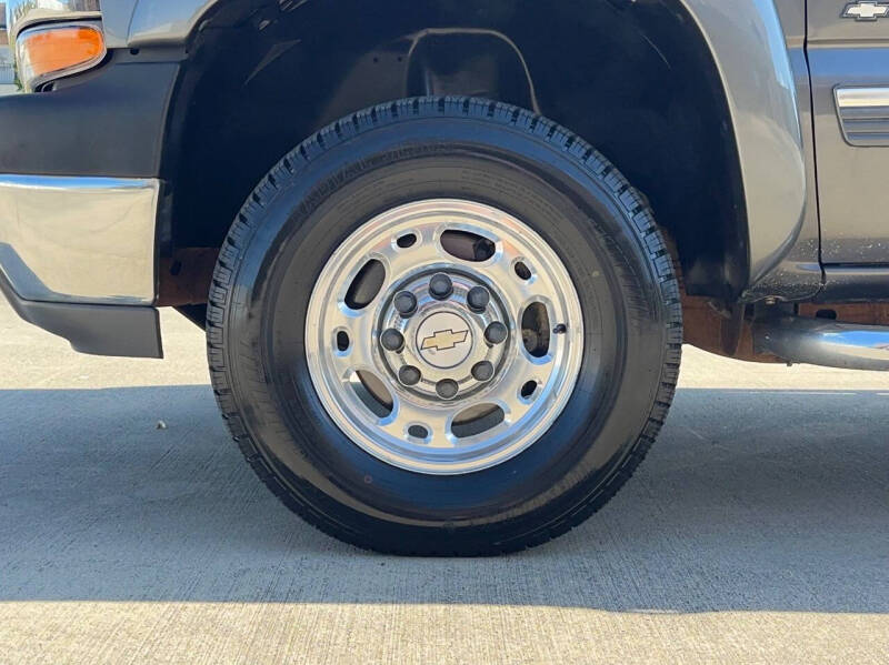 2002 Chevrolet Silverado 2500HD LS