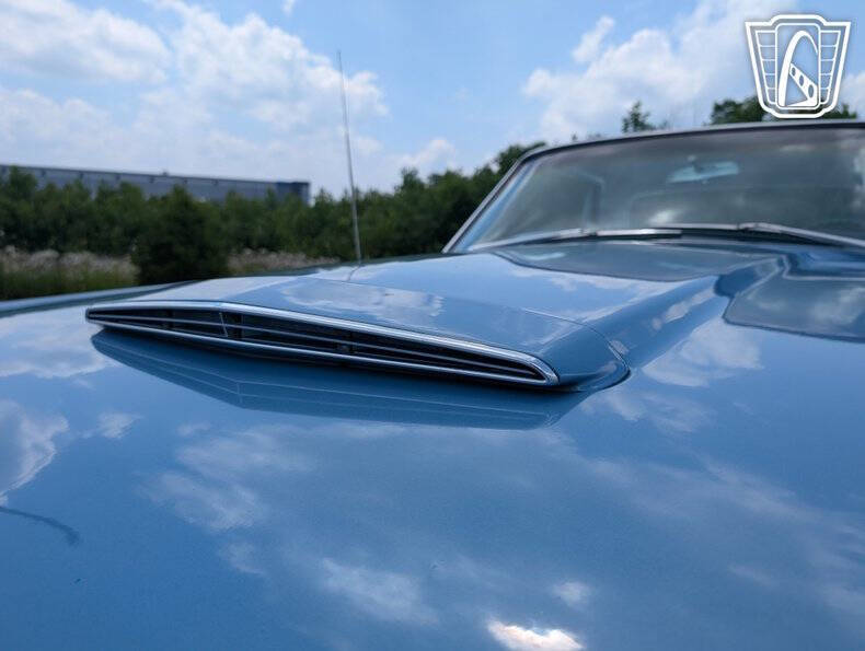 1964 Ford Thunderbird