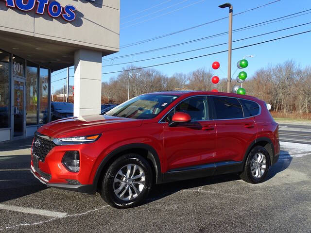 2019 Hyundai Santa Fe for sale at KING RICHARDS AUTO CENTER in East Providence RI