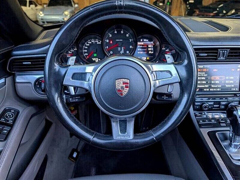 2013 Porsche 911 Carrera