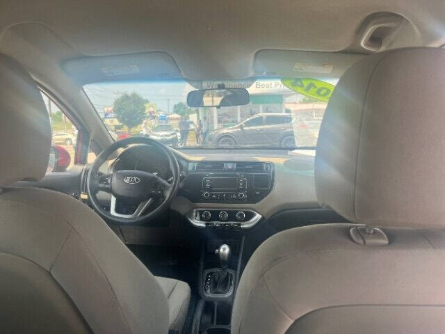 2014 Kia Rio 5-Door LX