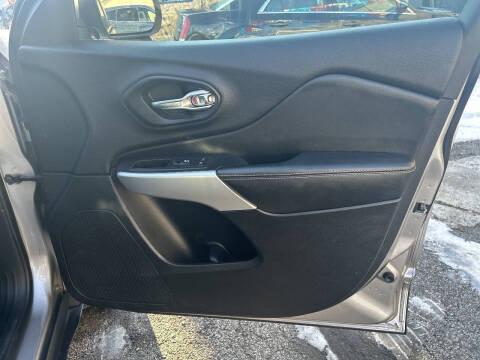 2018 Jeep Cherokee Latitude Plus