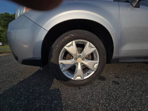 2015 Subaru Forester 2.5i