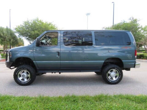 2013 Ford E-Series E-150 XLT