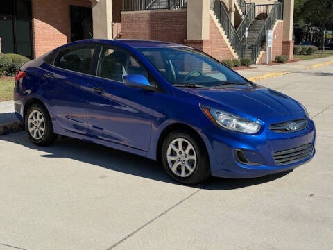 2012 Hyundai Accent GLS