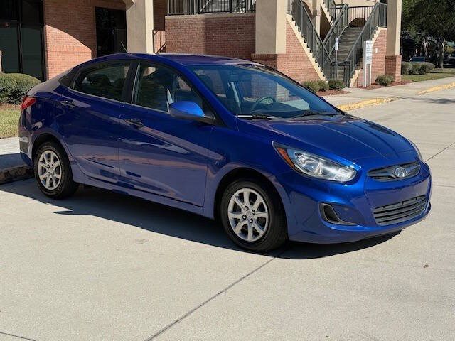 2012 Hyundai Accent GLS