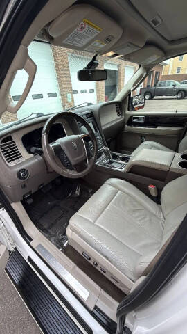 2016 Lincoln Navigator Select