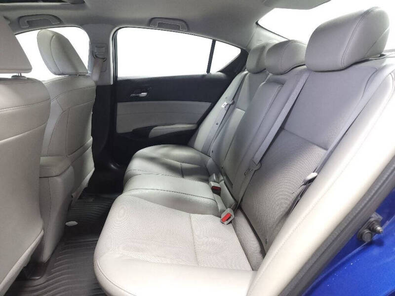 2016 Acura ILX w/Premium