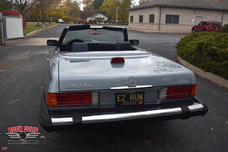 1981 Mercedes-Benz 380-Class 380 SL