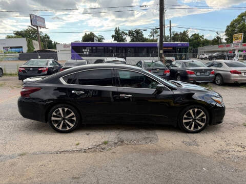 2017 Nissan Altima 2.5 SR